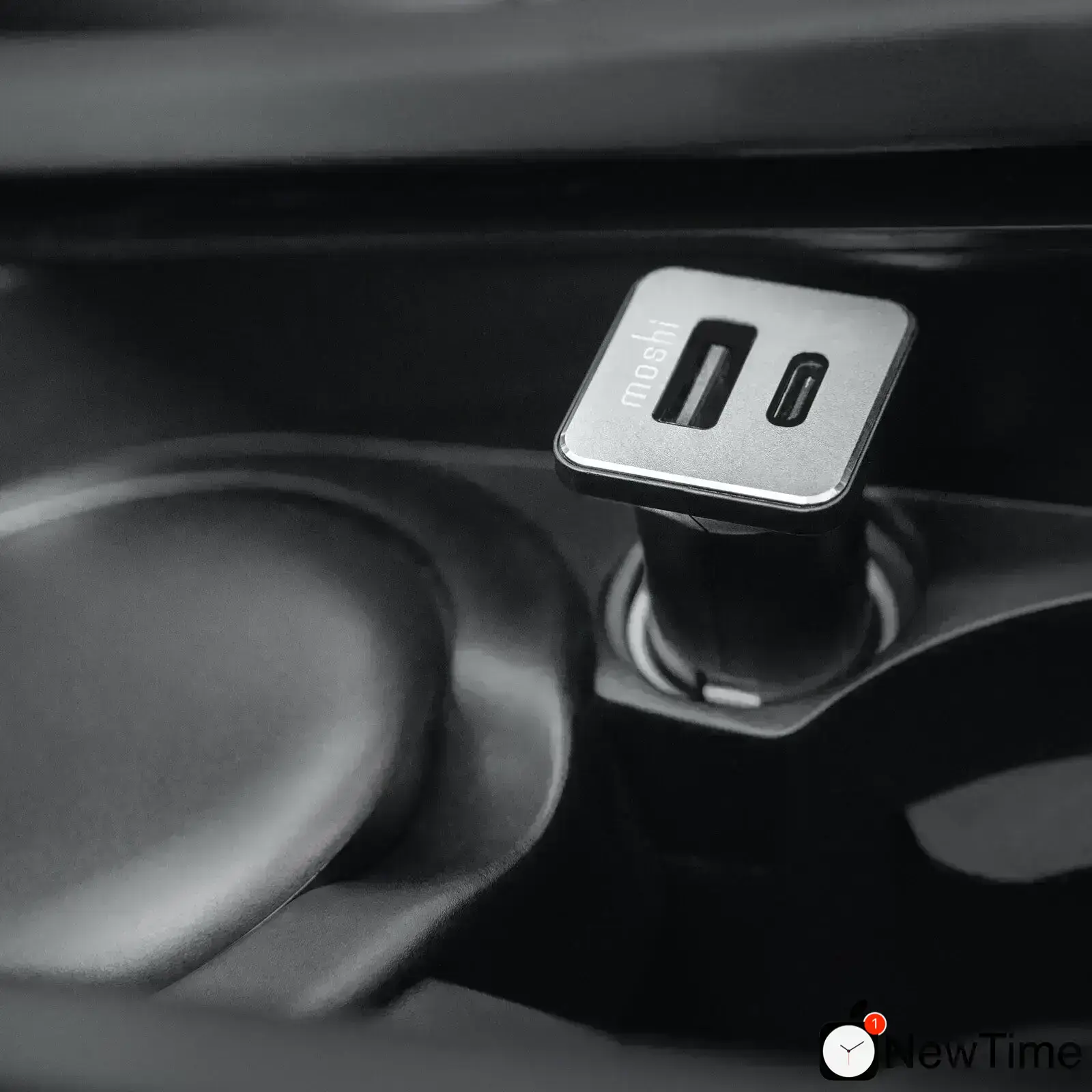 Автомобільний зарядний пристрій Moshi QuikDuo Car Charger USB-C PD / QC Black (36 W) (99MO022072)